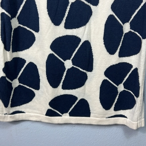Boden Intarsia Navy Blue & Cream Allover Floral Print Sweater Dress 6 - Picture 6 of 8